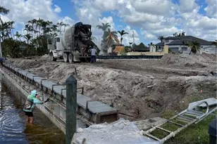 1122 Lorraine Ct, Cape Coral, FL 33904 - Photo 6