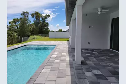 1132 SW 4th Ln, Cape Coral, FL 33991 - Photo 12