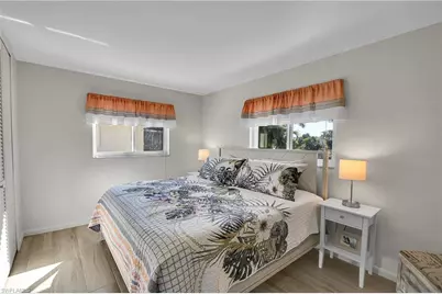 3018 SE 18th Pl, Cape Coral, FL 33904 - Photo 16