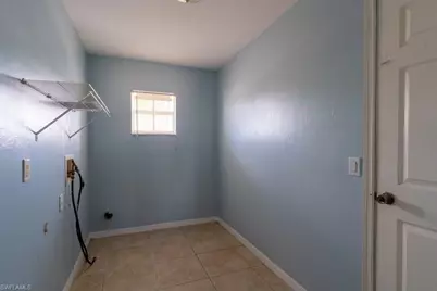 1240 NW 22nd Pl, Cape Coral, FL 33993 - Photo 22