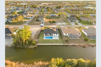 1105 SW 1st Ter, Cape Coral, FL 33991 - Photo 32