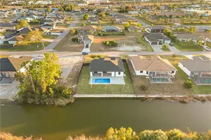 1105 SW 1st Terrace, Cape Coral, FL 33991 - Photo 32