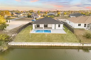 1105 SW 1st Terrace, Cape Coral, FL 33991 - Photo 34