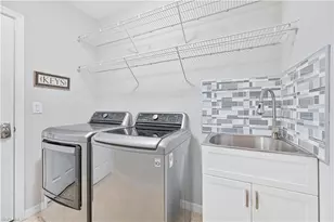 4365 Dutchess Park Rd, Fort Myers, FL 33916 - Photo 22