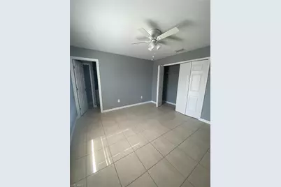 928 SW 39th Ter, Cape Coral, FL 33914 - Photo 4