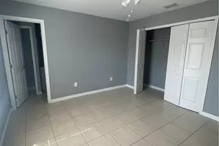 928 SW 39th Terrace, Cape Coral, FL 33914 - Photo 4