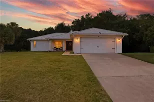 2014 Odessa Cir, Labelle, FL 33935 - Photo 2