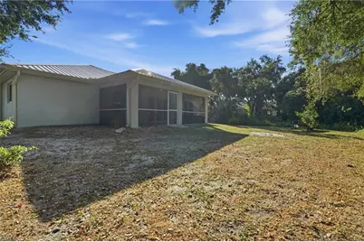 2014 Odessa Cir, Labelle, FL 33935 - Photo 34
