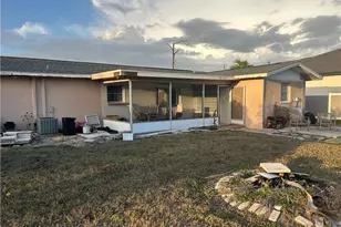 1412 SE 29th Terrace, Cape Coral, FL 33904 - Photo 2