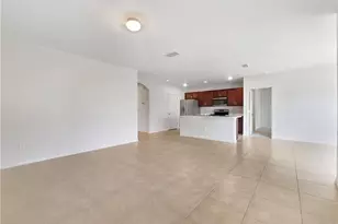 131 NE 23rd Pl, Cape Coral, FL 33909 - Photo 6