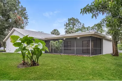 9 Jefferson Ave, Lehigh Acres, FL 33936 - Photo 14