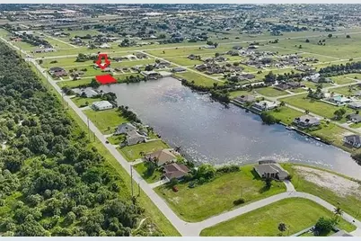 2321 NE 17th St, Cape Coral, FL 33909 - Photo 4