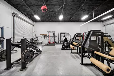 2054 Beacon Manor Dr, Fort Myers, FL 33907 - Photo 22