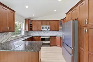 12960 Eagle Pointe Cir, Fort Myers, FL 33913 - Photo 12