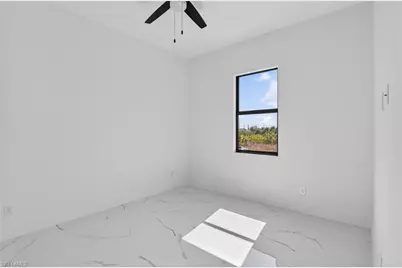 2515 NE 5th Pl, Cape Coral, FL 33909 - Photo 18