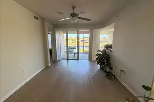10339 Whispering Palms Dr, Fort Myers, FL 33913 - Photo 4