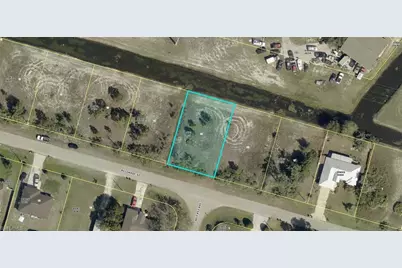 1229 Belgrave St, Fort Myers, FL 33913 - Photo 4