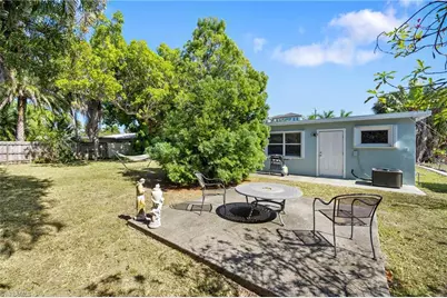 5736 Riverside Dr, Cape Coral, FL 33904 - Photo 36