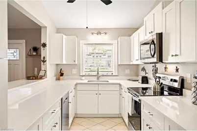 5736 Riverside Dr, Cape Coral, FL 33904 - Photo 12