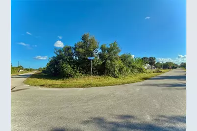 6156 Humboldt Ave, Fort Myers, FL 33905 - Photo 1