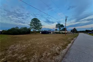 2514 34th St SW, Lehigh Acres, FL 33976 - Photo 2