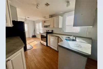 4096 Blue Cypress Ct, Labelle, FL 33935 - Photo 4