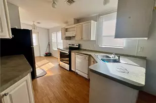 4096 Blue Cypress Ct, Labelle, FL 33935 - Photo 4