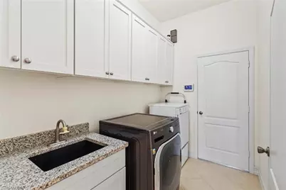 2634 Stonyhill Ct, Cape Coral, FL 33991 - Photo 30