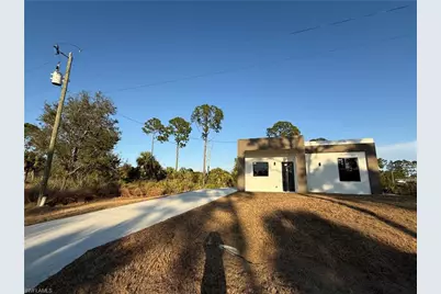 133 Nacelle Ave S, Lehigh Acres, FL 33974 - Photo 2