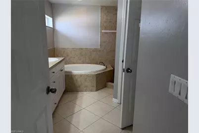3540 NE 20th Pl, Cape Coral, FL 33909 - Photo 10