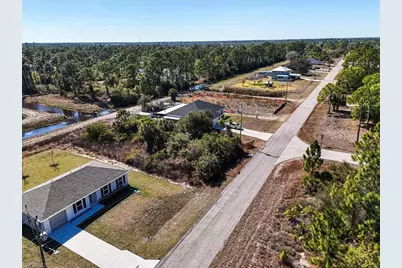 954 Lakeside Dr, Lehigh Acres, FL 33974 - Photo 22