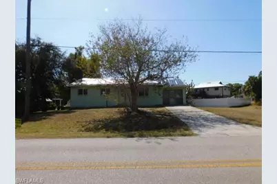 2737 Baynard Dr, Punta Gorda, FL 33950 - Photo 1