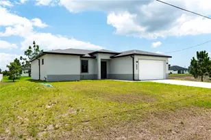 2809 18th St SW, Lehigh Acres, FL 33976 - Photo 2