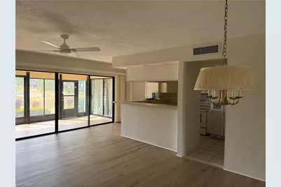 5870 Trailwinds Dr #612, Fort Myers, FL 33907 - Photo 4