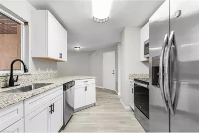 9221 San Carlos Blvd, Fort Myers, FL 33967 - Photo 8