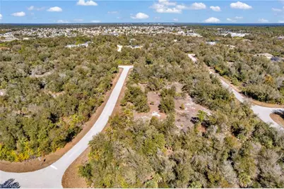 7124 Obrien Ln, Port Charlotte, FL 33981 - Photo 10