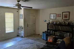 1437 SE 11th St, Cape Coral, FL 33990 - Photo 6