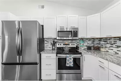 2114 Bolado Pkwy, Cape Coral, FL 33990 - Photo 14
