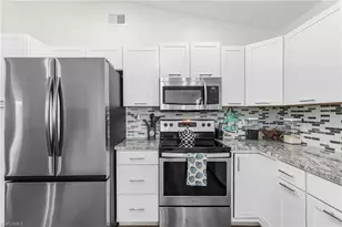 2114 Bolado Pkwy, Cape Coral, FL 33990 - Photo 14