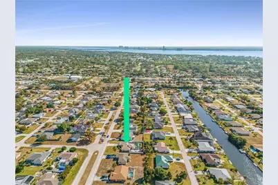 2114 Bolado Pkwy, Cape Coral, FL 33990 - Photo 38