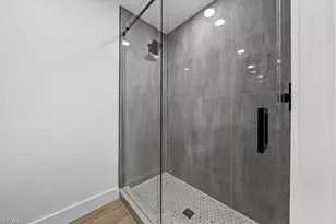 5671 Balkan Ct, Fort Myers, FL 33919 - Photo 18