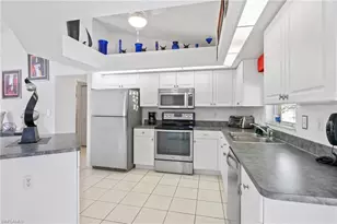 308 NE 19th Terrace, Cape Coral, FL 33909 - Photo 14