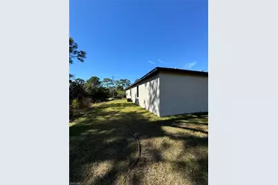 6006 Joy Ct, Labelle, FL 33935 - Photo 22