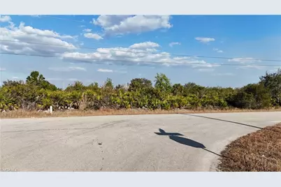 335 Paulcrest Ave, Lehigh Acres, FL 33974 - Photo 6