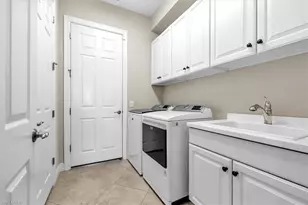 10529 Azzurra Dr, Fort Myers, FL 33913 - Photo 32