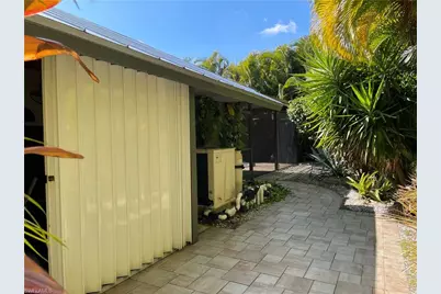2806 SE 22nd Pl, Cape Coral, FL 33904 - Photo 48