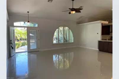 2806 SE 22nd Pl, Cape Coral, FL 33904 - Photo 6