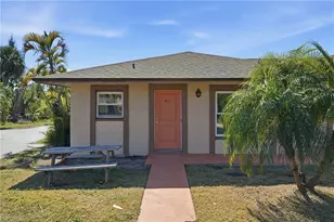 16881 Davis Rd, Fort Myers, FL 33908 - Photo 4