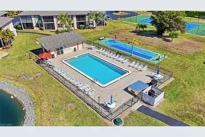 16881 Davis Rd #911, Fort Myers, FL 33908 - Photo 28