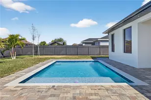 1322 NE 6th Pl, Cape Coral, FL 33909 - Photo 26